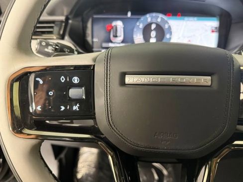 Certified 2026 Land Rover Range Rover Velar S AWD/4WD image 19