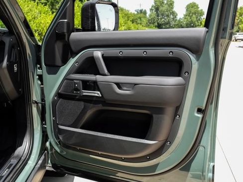 New 2026 Land Rover Defender 110 Trophy Edition AWD/4WD image 57