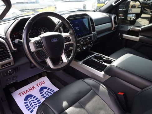Used 2022 Ford F350 Lariat w/ Tremor Off-Road Package AWD/4WD image 12