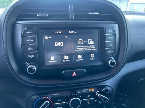 Used 2020 Kia Soul GT-Line FWD image 18