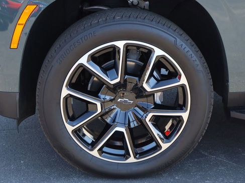 Used 2025 Chevrolet Tahoe RST w/ Comfort Package image 38