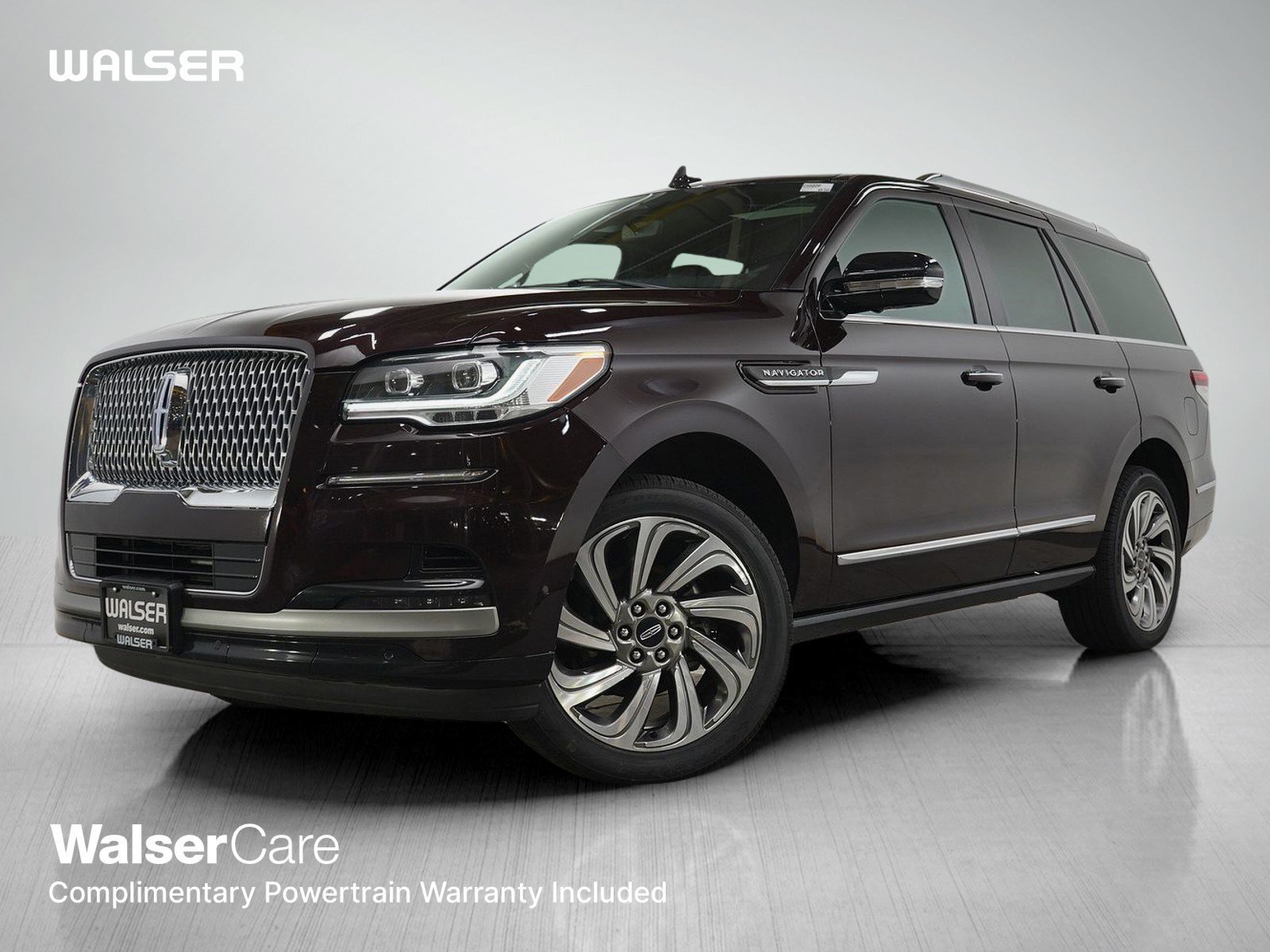 Used 2023 Lincoln Navigator Reserve w/ Equipment Group 201A AWD/4WD image 1