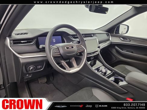 New 2026 Jeep Grand Cherokee Altitude AWD/4WD image 17