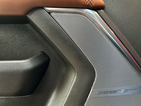 Used 2024 GMC Yukon Denali Ultimate image 25