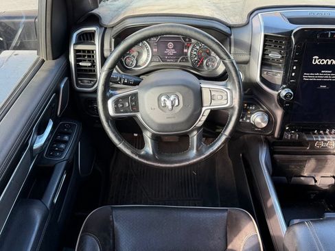 Used 2020 RAM 1500 Laramie AWD/4WD image 7