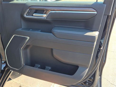 Used 2024 Chevrolet Silverado 1500 LT image 6