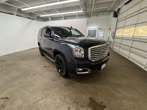 Used 2019 GMC Yukon Denali w/ Open Road Package image 8