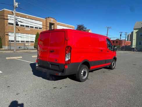 Used 2018 Ford Transit 250 130 Low Roof image 5
