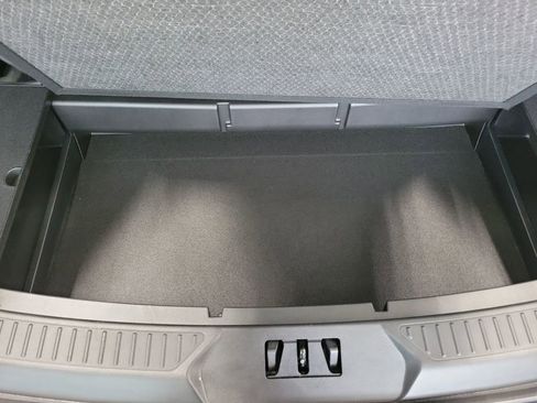 Used 2025 Ford Explorer ST image 20