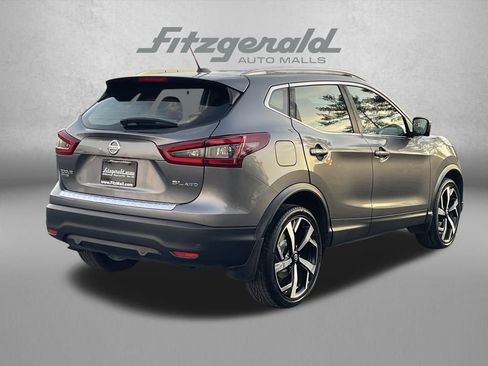 Used 2022 Nissan Rogue Sport SL w/ Premium Package image 7