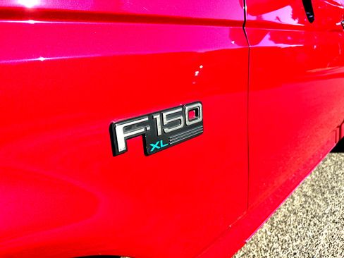Used 1995 Ford F150 XL image 38