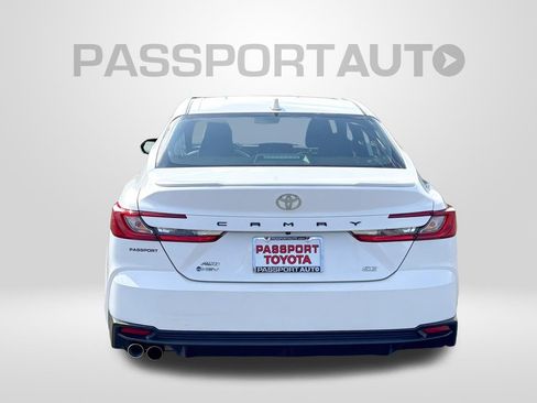 Used 2025 Toyota Camry SE w/ Convenience Package AWD/4WD image 7