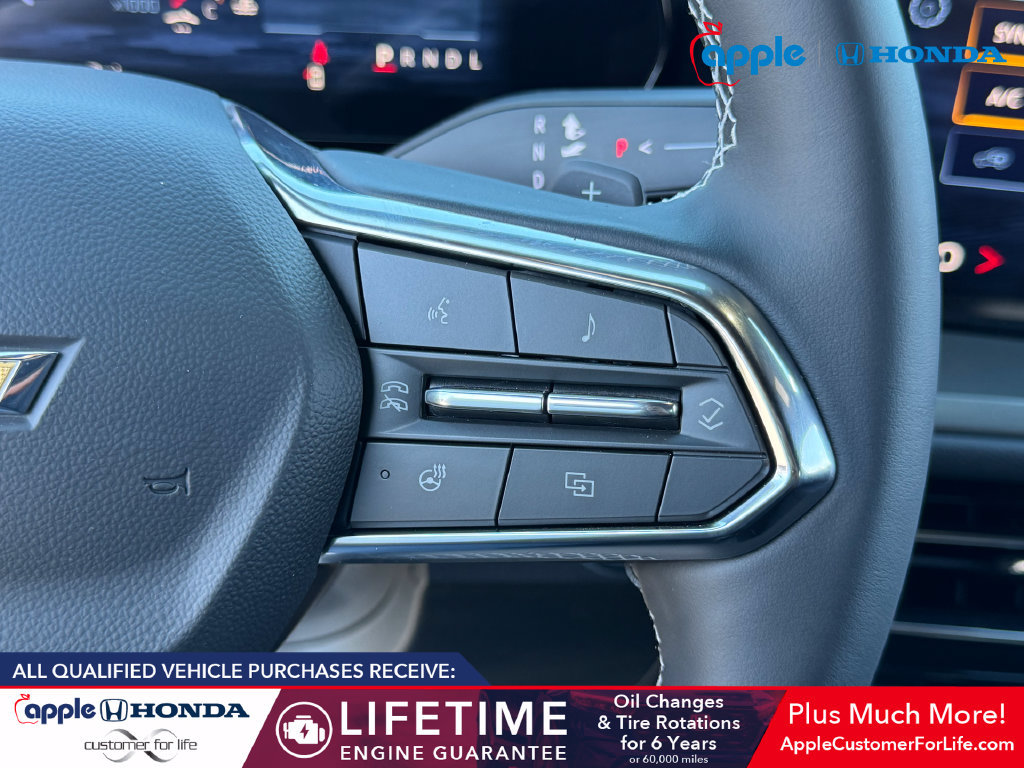 Used 2026 Chevrolet Traverse LT w/ Driver Confidence Package FWD image 26