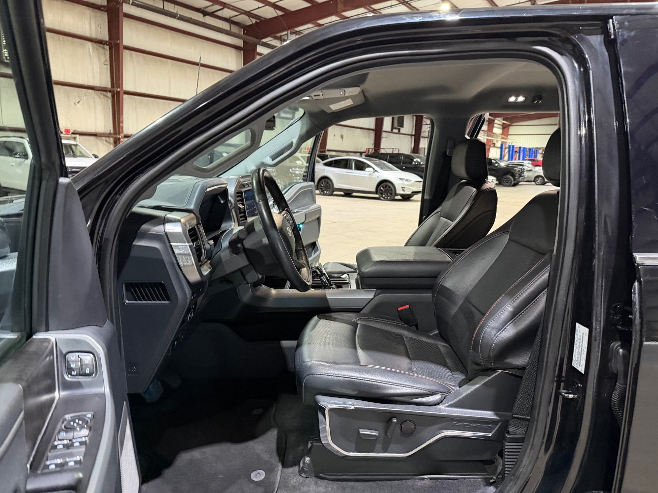 Used 2023 Ford F150 Lariat RWD image 13