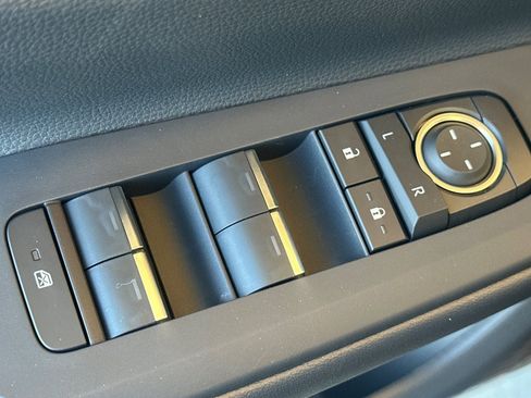 New 2026 Toyota Prius Plug-In Hybrid image 13