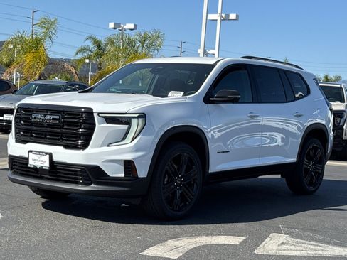 Used 2026 GMC Acadia Elevation w/ Black Edition AWD/4WD image 4