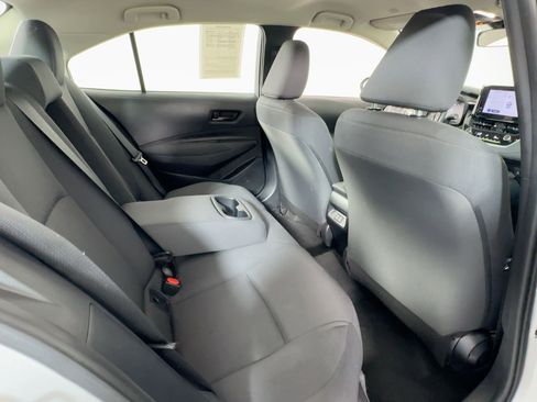Used 2024 Toyota Corolla LE image 27