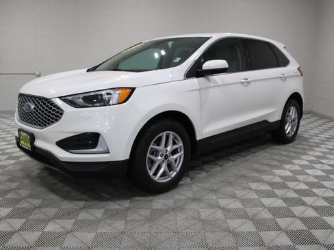 Used 2024 Ford Edge SEL w/ Cargo Accessory Package AWD/4WD image 7