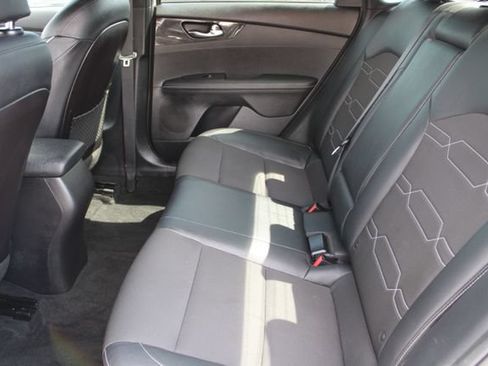 Used 2022 Kia Forte GT-Line w/ GT-Line Premium Package FWD image 35