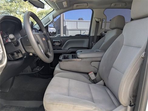 Used 2018 Chevrolet Silverado 1500 Custom w/ Custom Value Package image 20