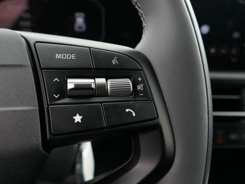 New 2025 Kia EV6 Wind image 15