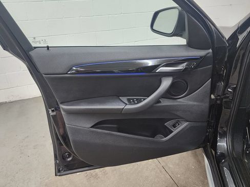 Used 2020 BMW X1 xDrive28i w/ Premium Package AWD/4WD image 9