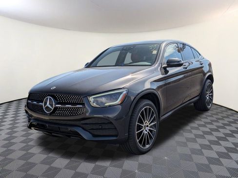 Used 2022 Mercedes-Benz GLC 300 4MATIC image 1