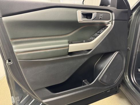 Used 2022 Ford Explorer Timberline image 8