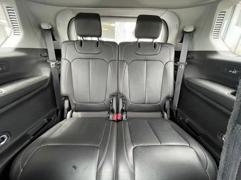 Used 2023 Jeep Grand Cherokee L Limited AWD/4WD image 27