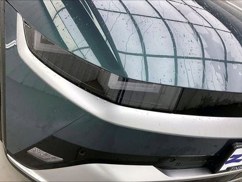 New 2026 Hyundai Ioniq 5 SE image 15