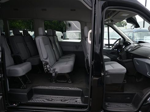 Used 2019 Ford Transit 350 XLT RWD image 22