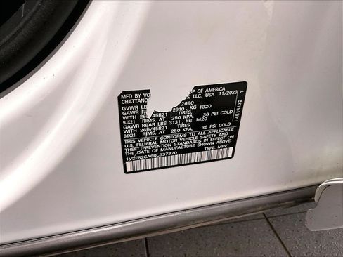 Used 2024 Volkswagen Atlas SEL Premium R-Line AWD/4WD image 36