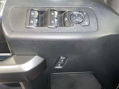 Used 2018 Ford F150 XLT w/ Equipment Group 302A Luxury AWD/4WD image 23