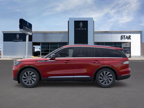 New 2026 Lincoln Aviator AWD image 3