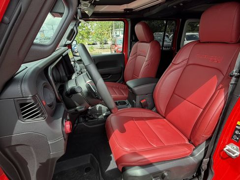 Used 2024 Jeep Wrangler Unlimited Rubicon 392 AWD/4WD image 12