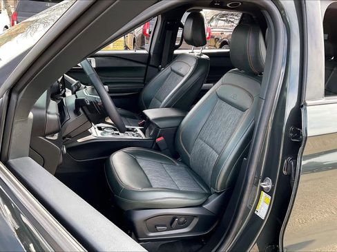 Used 2023 Ford Explorer Timberline image 8