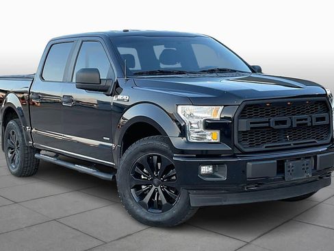 Used 2017 Ford F150 XL w/ Equipment Group 101A Mid image 4