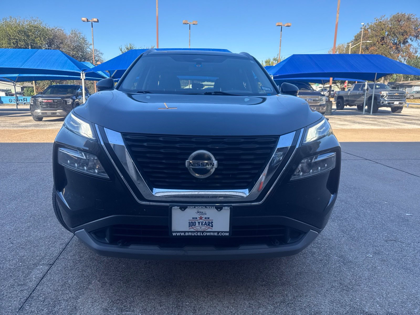 Used 2021 Nissan Rogue SV w/ Premium Package AWD/4WD image 2