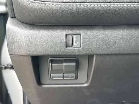 New 2026 Chevrolet Colorado LT w/ LT Convenience Package RWD image 25