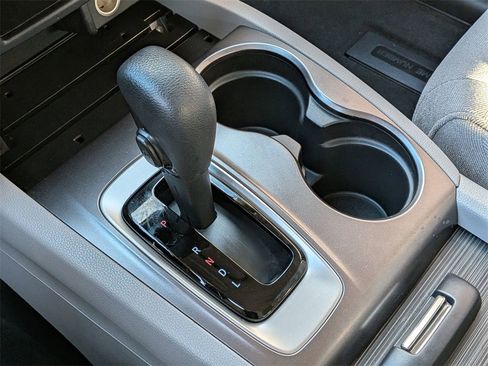 Used 2019 Honda Pilot LX image 16