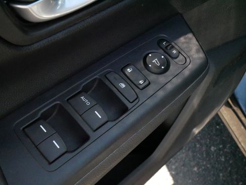 Used 2024 Honda CR-V LX image 19