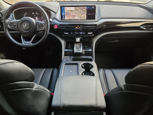 Used 2025 Acura MDX SH-AWD image 17