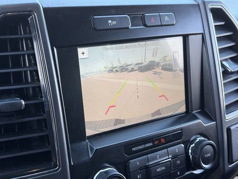 Used 2017 Ford F150 XLT w/ Equipment Group 302A Luxury AWD/4WD image 27