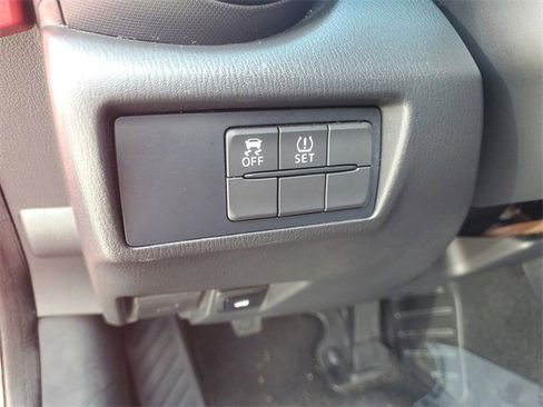 Used 2016 MAZDA MX-5 Miata Club image 10