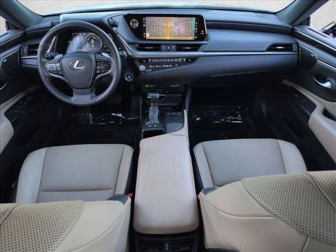 Used 2021 Lexus ES 300h w/ Premium Package FWD image 18