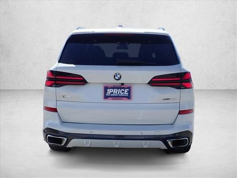 Used 2025 BMW X5 xDrive40i image 3