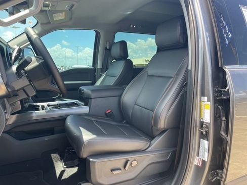 New 2025 Ford F250 Lariat w/ Chrome Package image 10