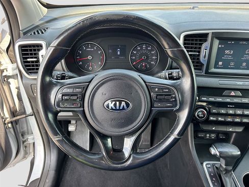 Used 2019 Kia Sportage EX AWD/4WD image 13