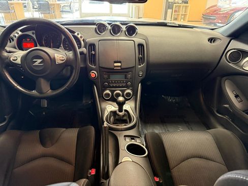 Used 2020 Nissan 370Z Coupe image 11