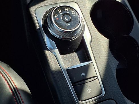 Used 2025 Ford Escape ST-Line image 9